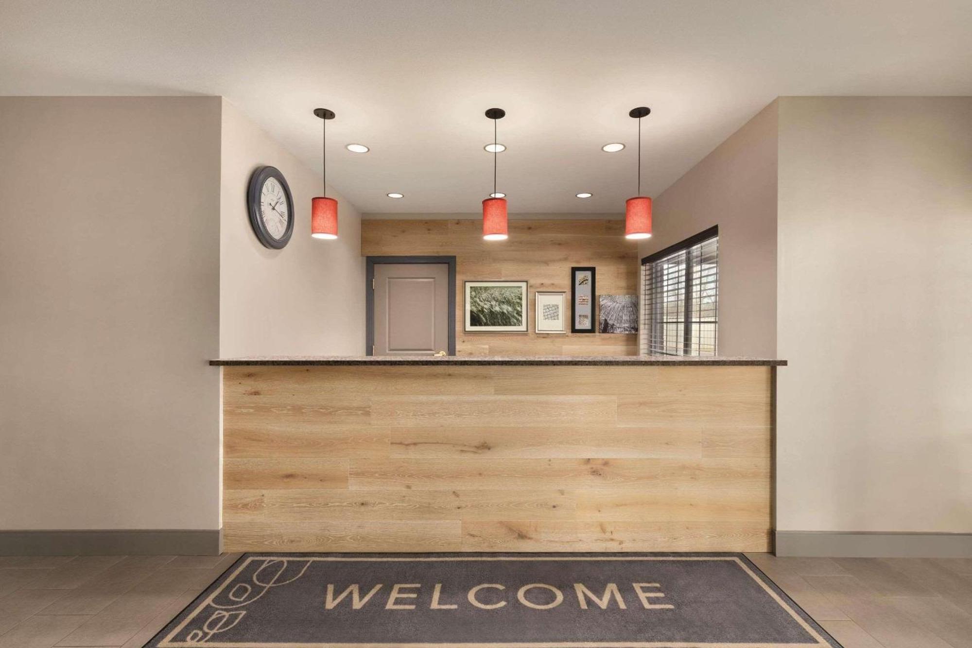 Country & By Radisson, Madison, Al 3* Madison