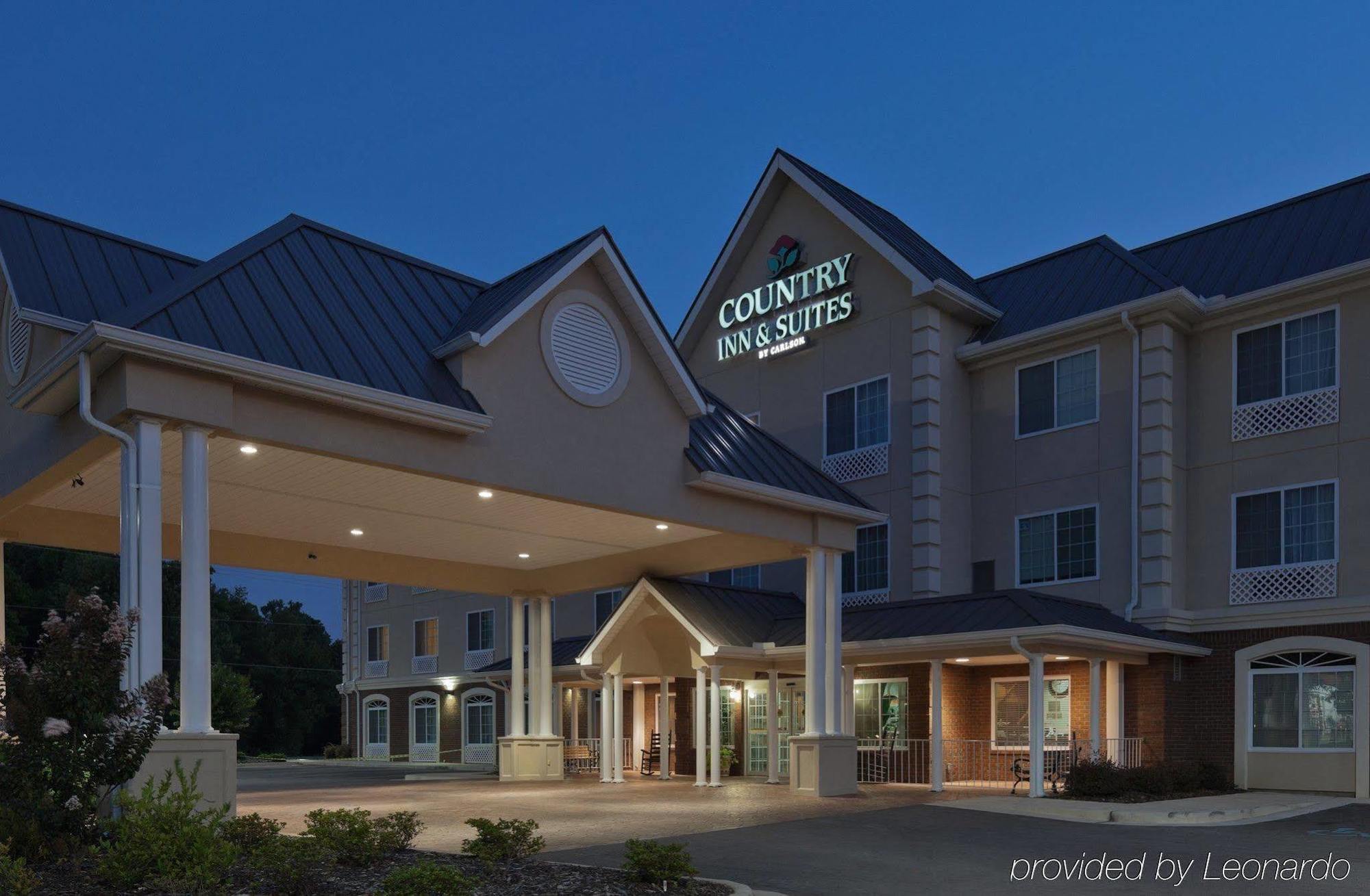 Country & By Radisson, Madison, Al Hotel